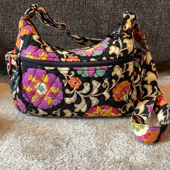 Vera Bradley Handbags - Vera Bradley crossbody